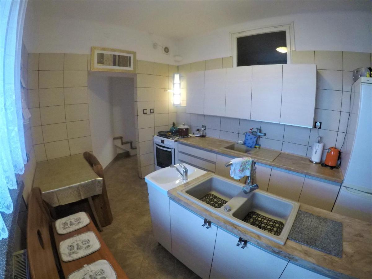 Pokoje Goscinne, Mieszkanie Na Wynajem W Swidniku K Lublina Exterior foto
