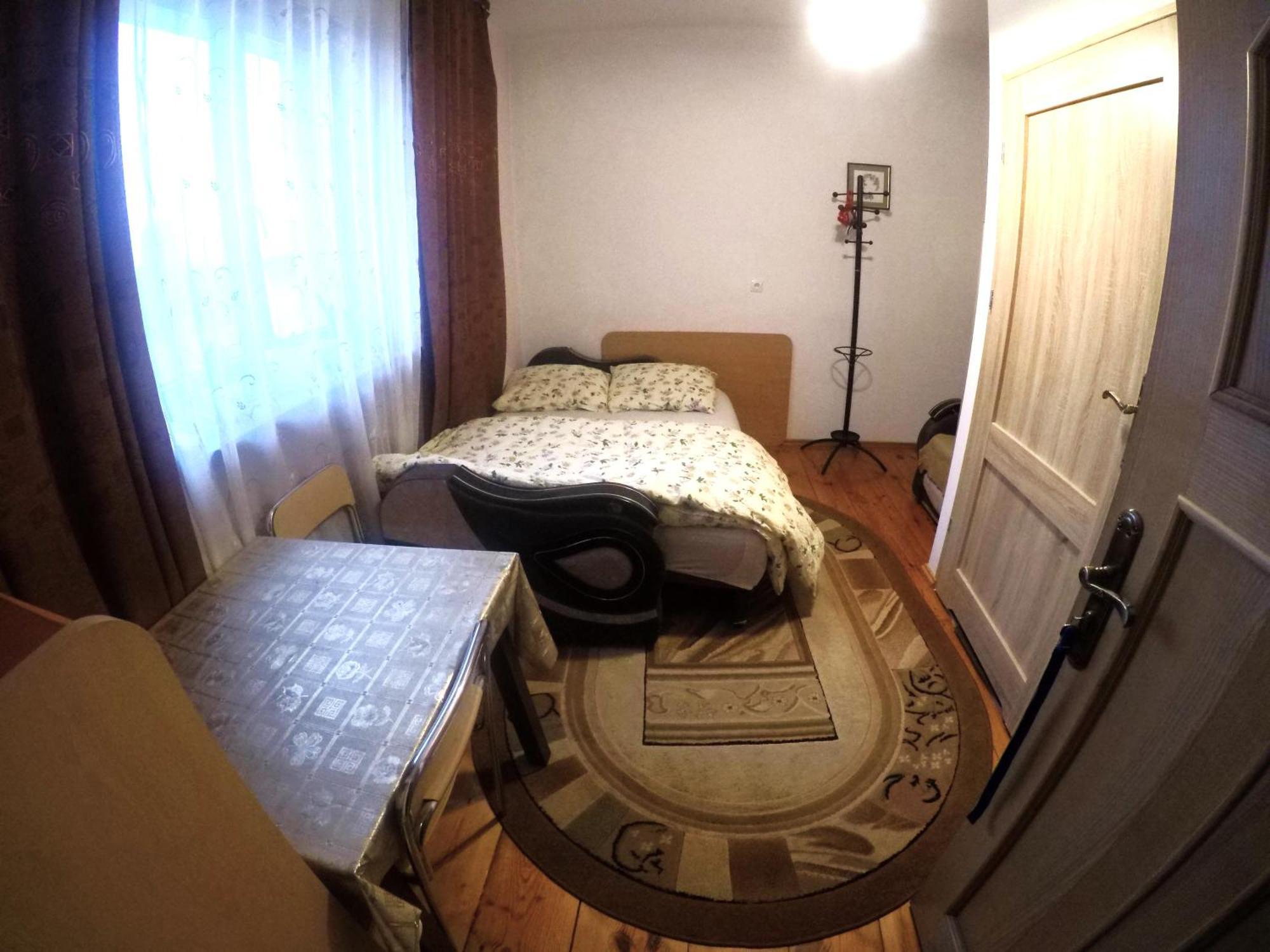 Pokoje Goscinne, Mieszkanie Na Wynajem W Swidniku K Lublina Exterior foto